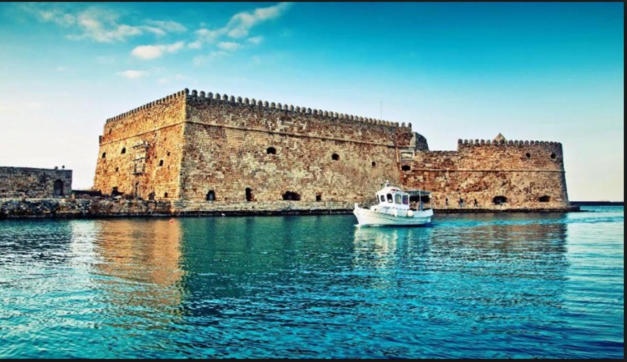 Downtown Guesthouse By Estia Heraklion  Bagian luar foto